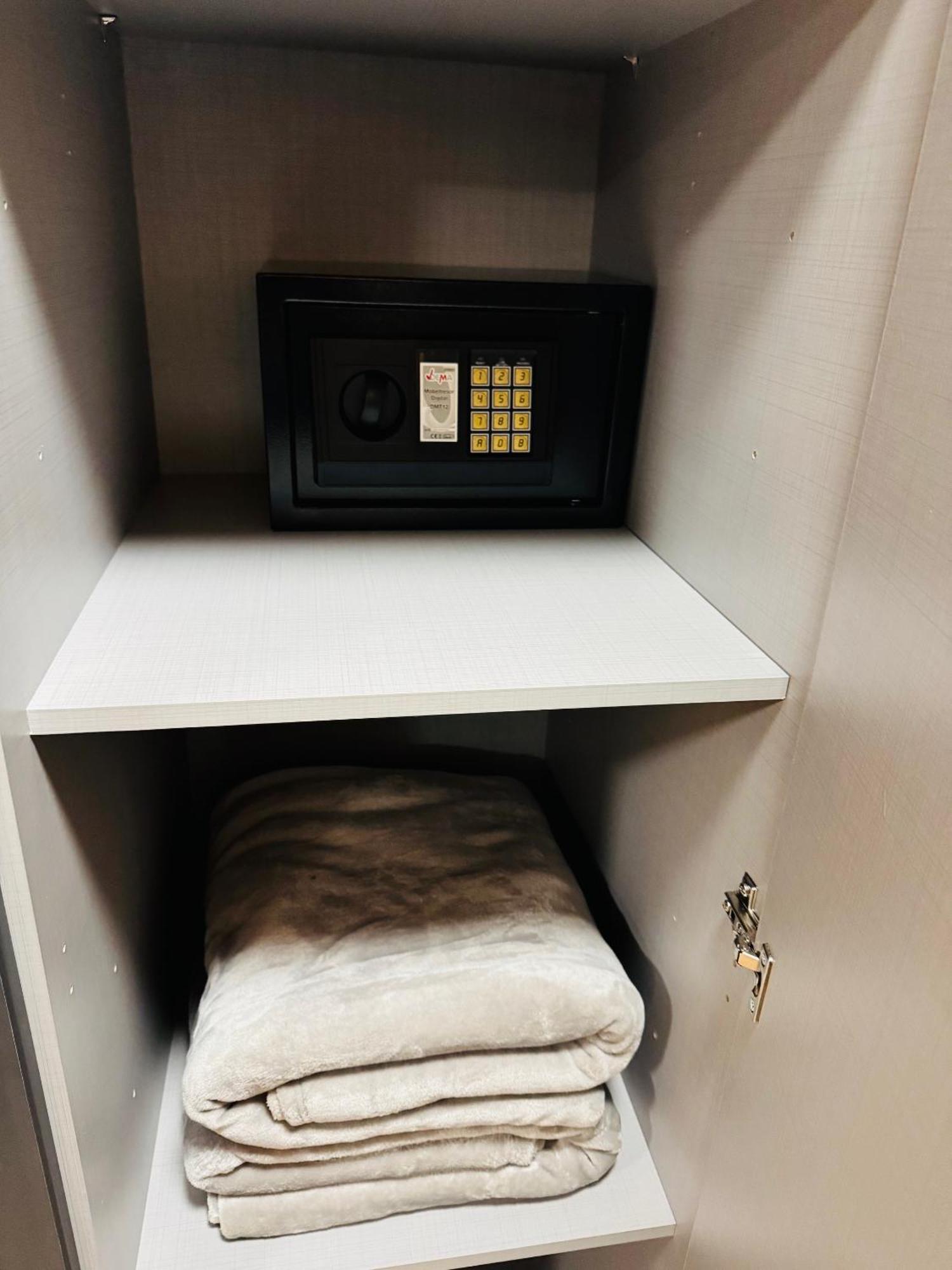 Apartmany Vinné Buitenkant foto