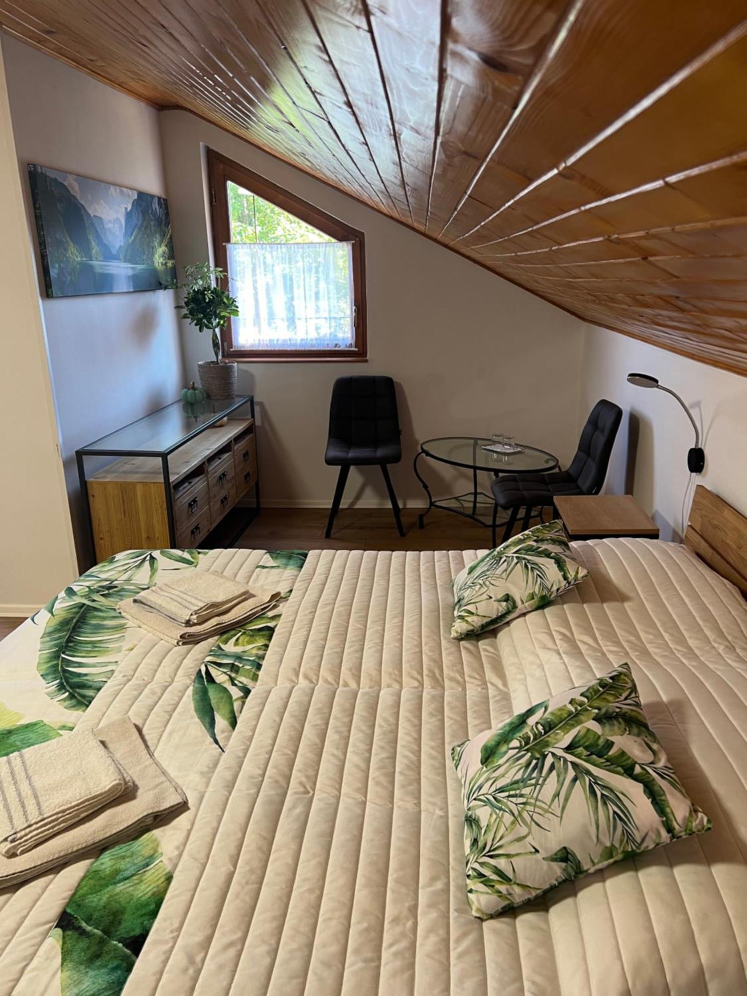 Apartmany Vinné Buitenkant foto