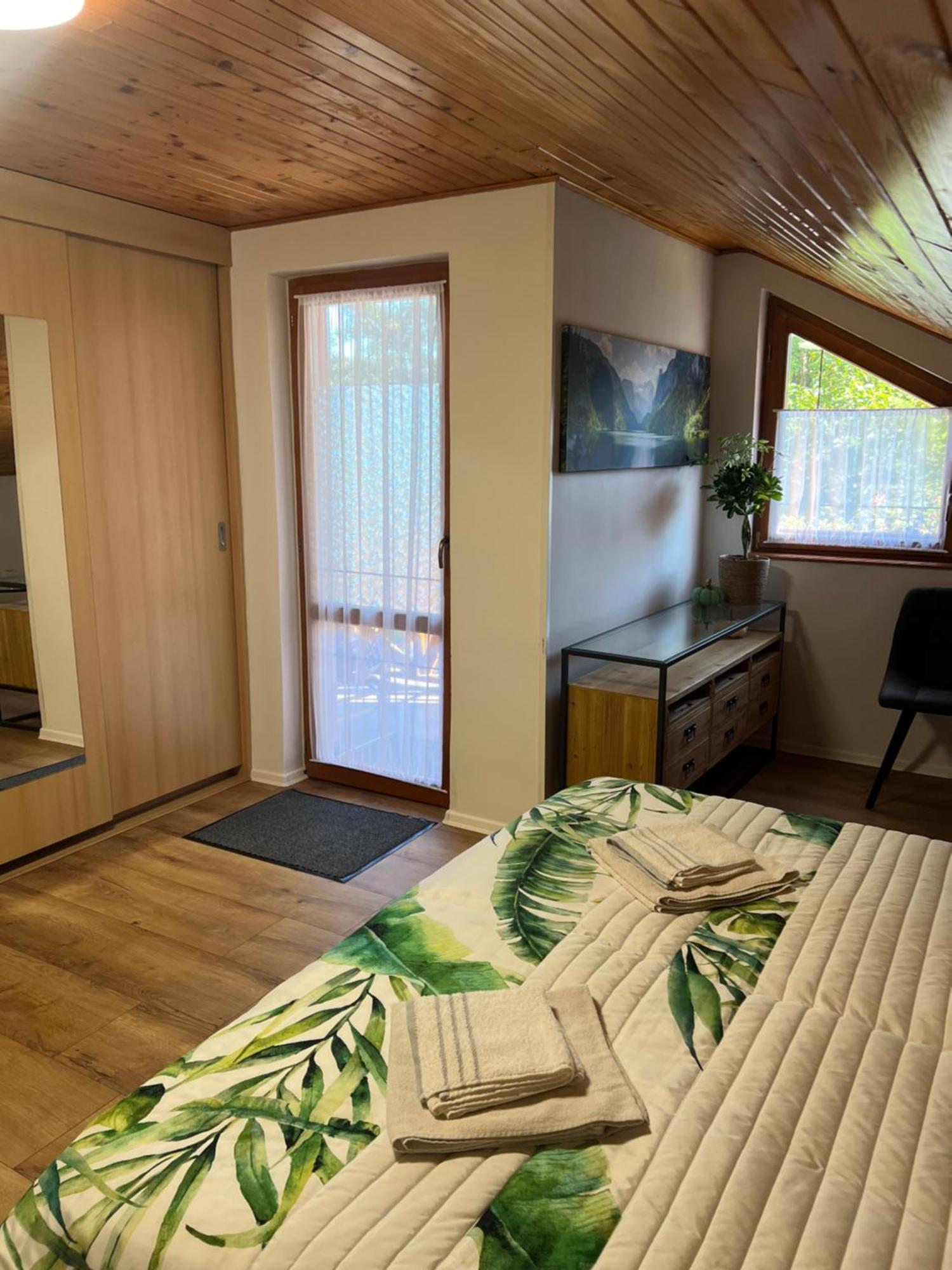 Apartmany Vinné Buitenkant foto