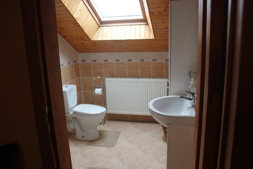 Apartmany Vinné Buitenkant foto